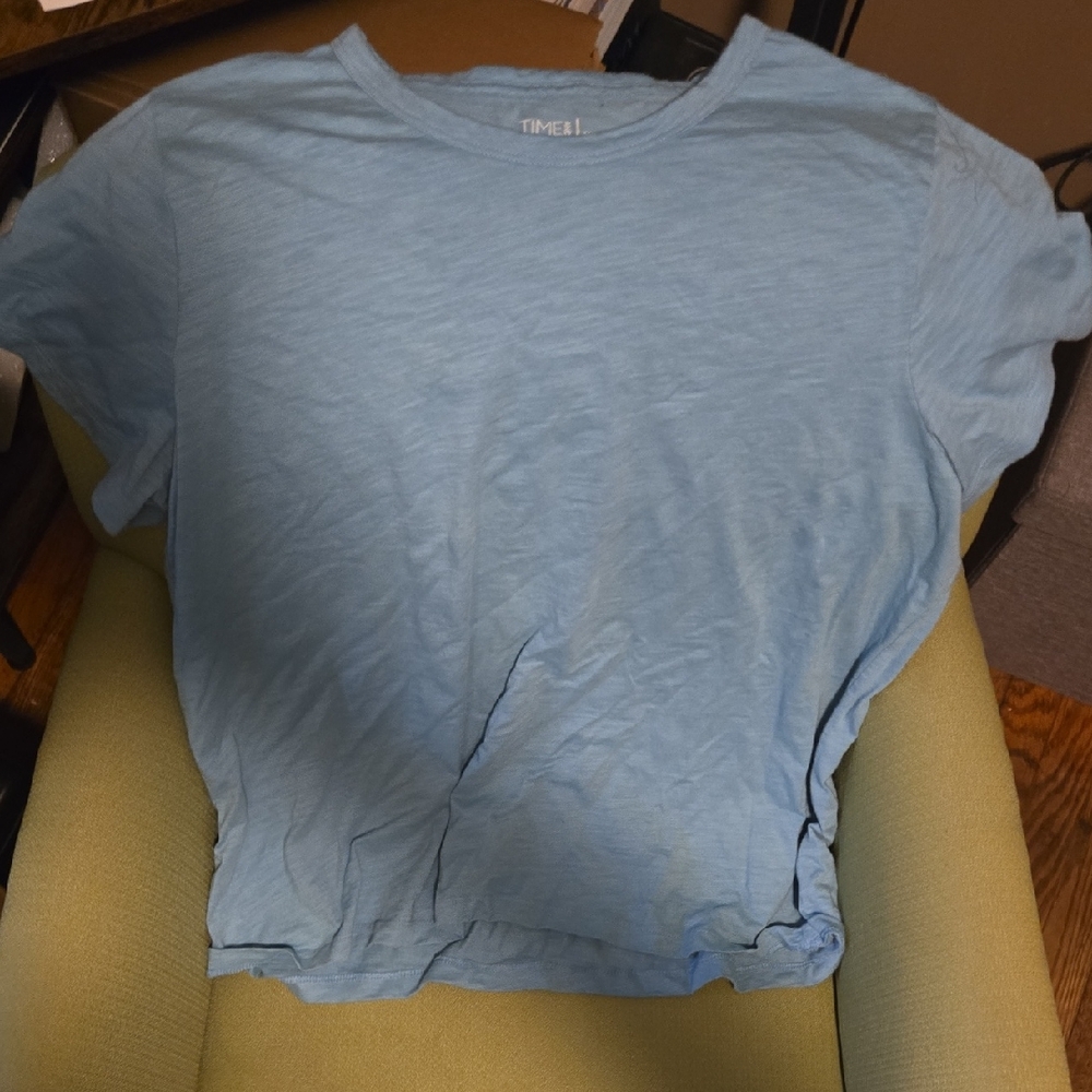 Time and Tru Sky Blue Casual Tee